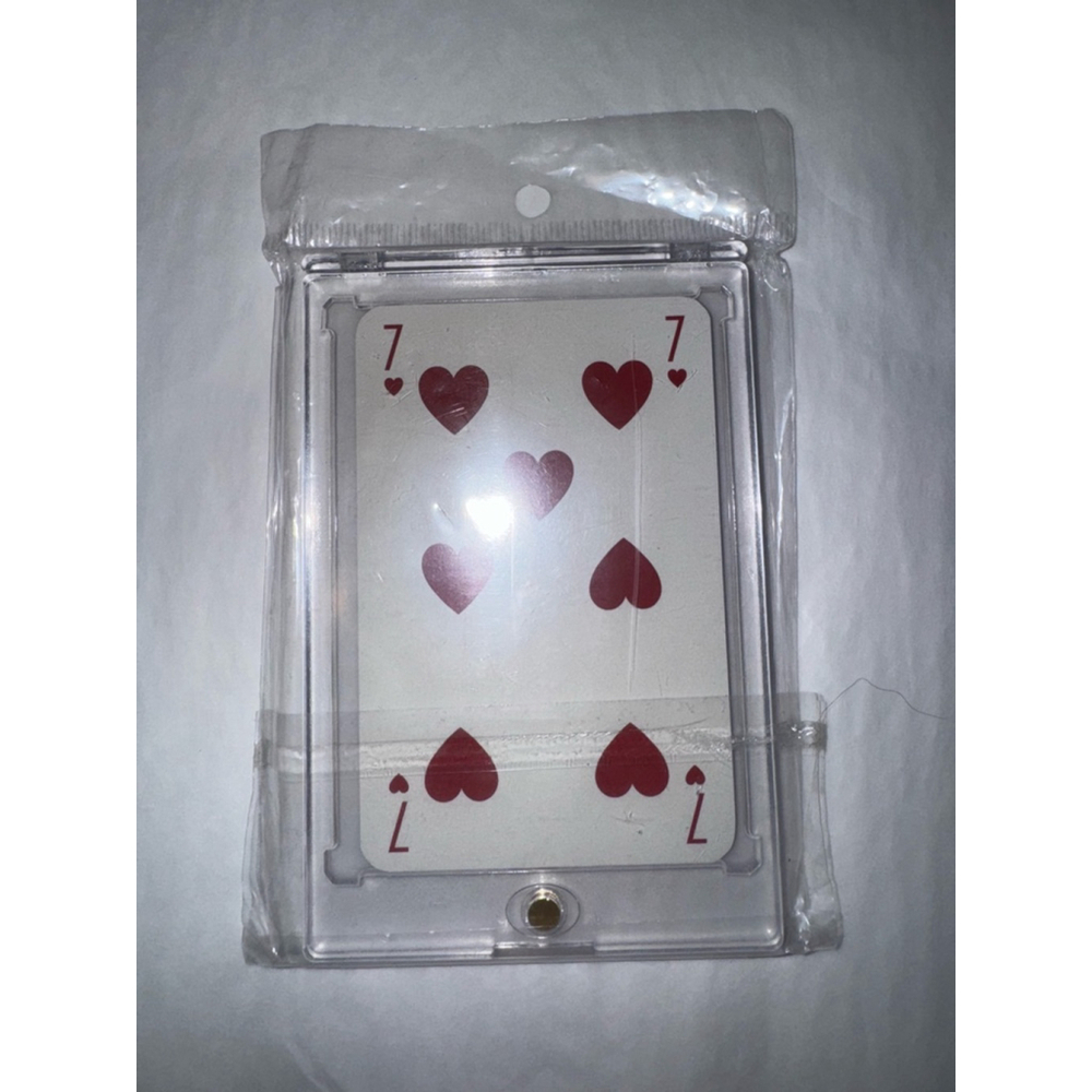 Unisex Louis Vuitton Playing Cards Red - Picture 2 of 2